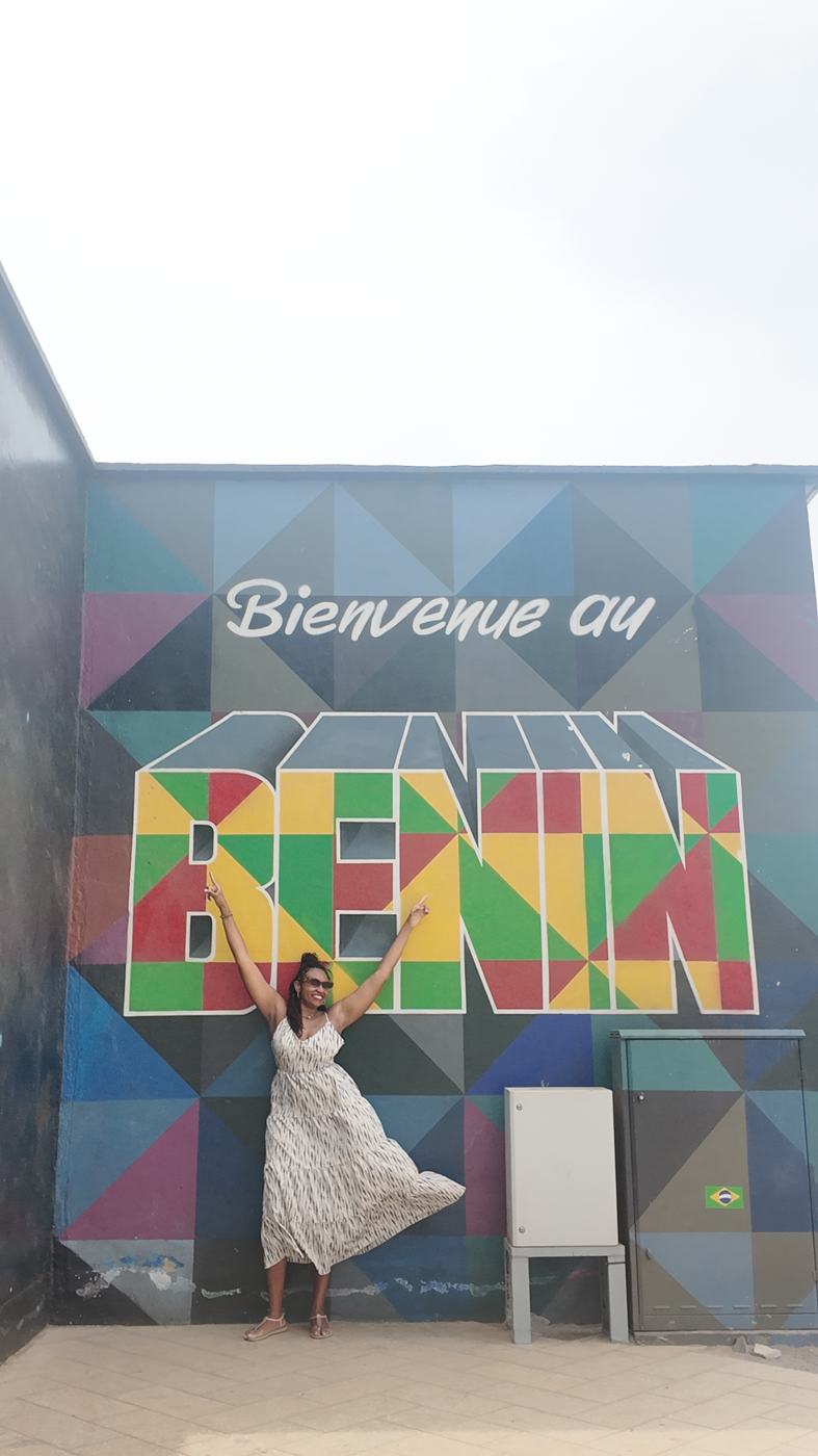 Fresque « Bienvenue au Bénin » sur le parcours du séjour